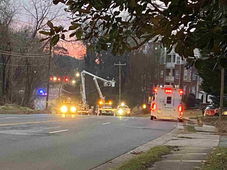 Choque contra un poste dejó casi 300 viviendas sin electricidad