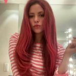 Shakira se tiño el cabello