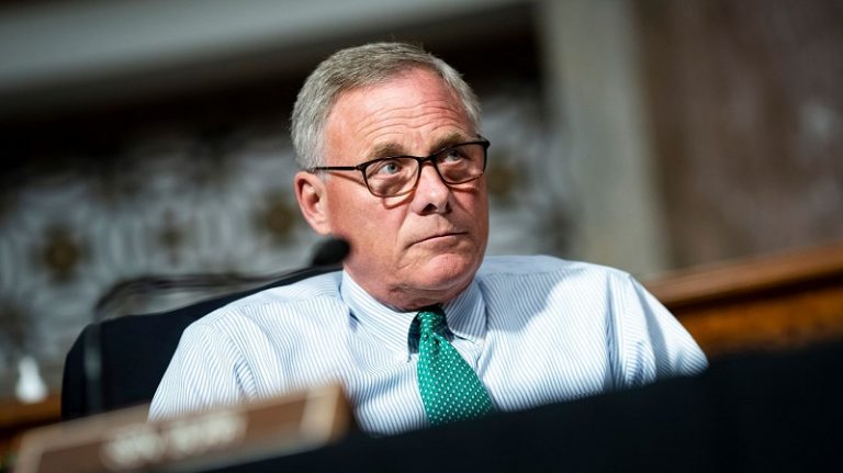 “Un día triste”: Senador Richard Burr tras censura de republicanos