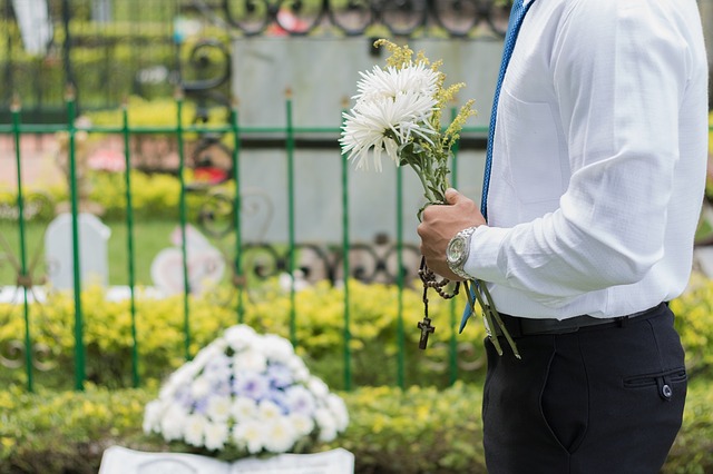 COVID: FEMA habilitará número telefónico para solicitudes de ayuda por gastos funerarios