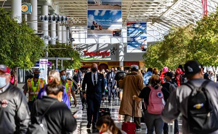 Cada vez más viajeros pasan por el Aeropuerto Internacional Charlotte Douglas