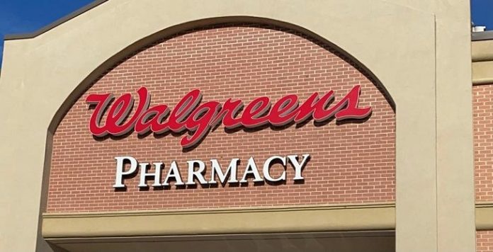 Walgreens de Monroe inyecta solución salina en vez de vacuna anticovid