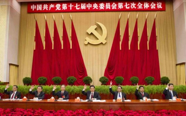 China permitirá tener hasta 3 hijos