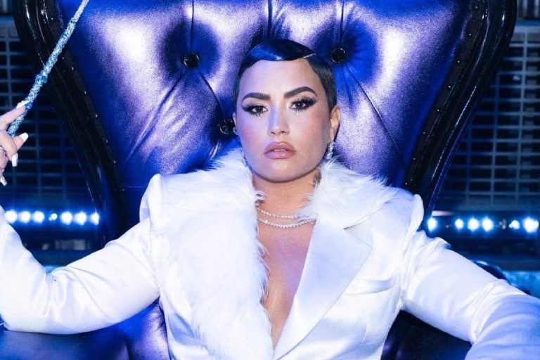Demi Lovato crea polémica al declararse de género no binario