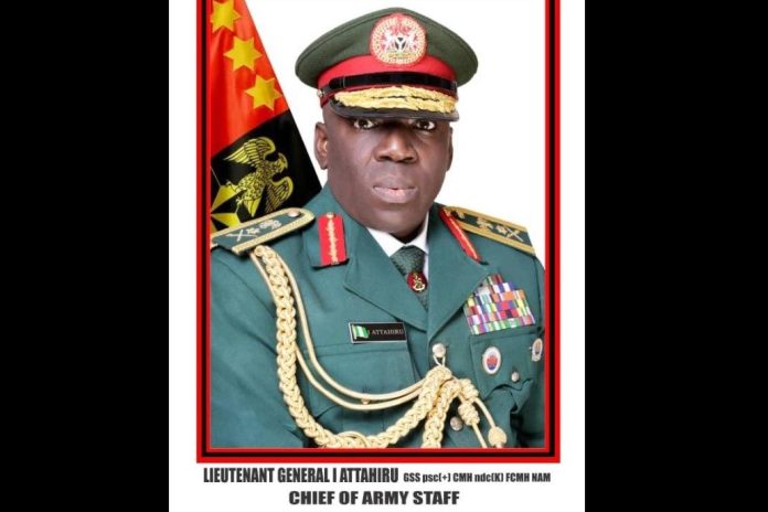 Muere jefe del Ejército de Nigeria, Ibrahim Attahiru