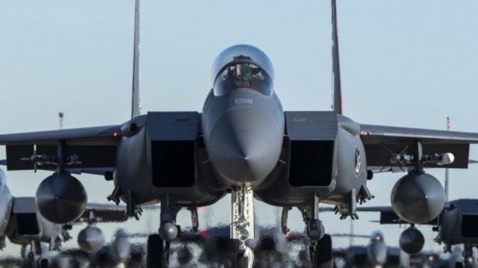 Estados Unidos enviará 25 F-22 Raptors a Guam y Tinian