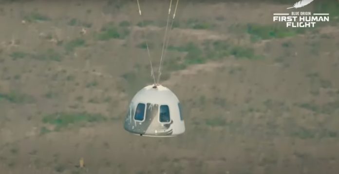 Jeff Bezos y 3 tripulantes viajan con éxito al espacio