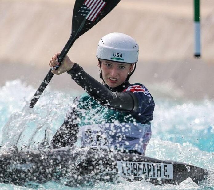 Joven de NC busca puesto en final de eslalon de canoa