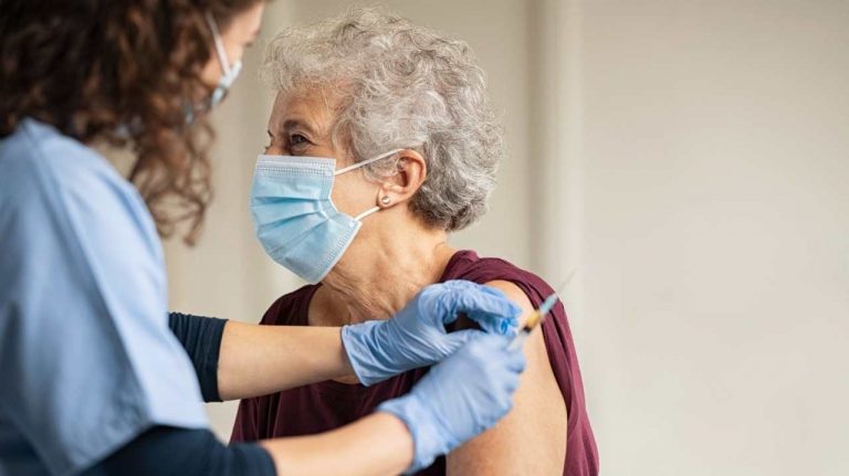 Novant Health asegura que covid-19 es ahora una enfermedad prevenible
