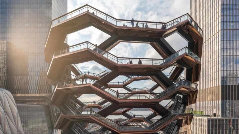 Nuevo suicidio cierra la escultura The Vessel en Nueva York