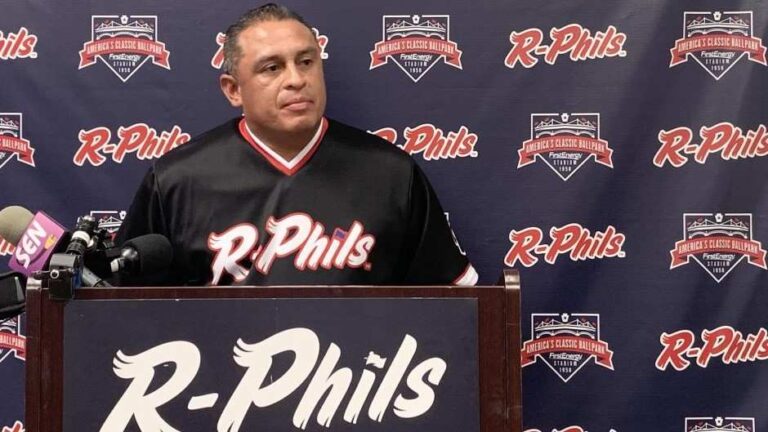 Carlos Ruiz de los Phillies incluido al Salón de la Fama