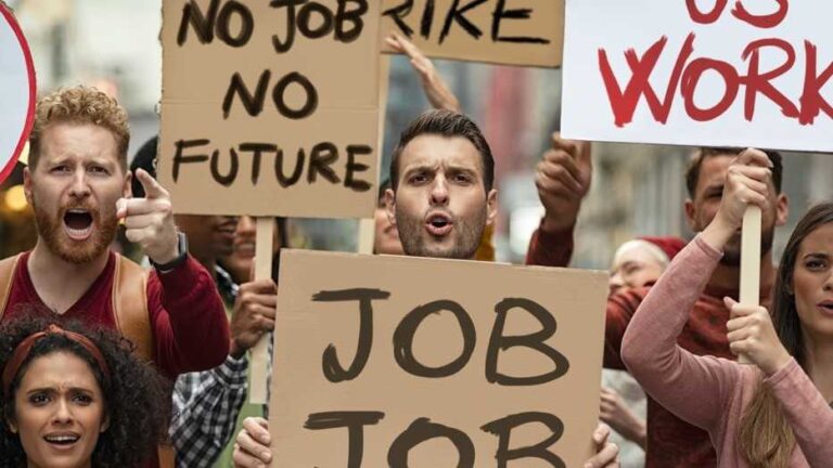 Desempleo en EE. UU., baja al 5,4% en julio