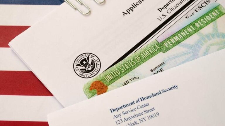 EE. UU., exigirá vacuna a solicitantes de residencia permanente