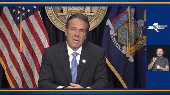 Gobernador Cuomo renuncia tras acusaciones de acoso sexual