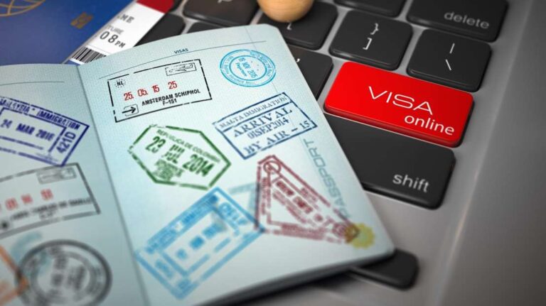 Gobierno de EE. UU. demanda a Texas