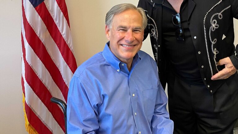 Greg Abbott positivo para covid-19