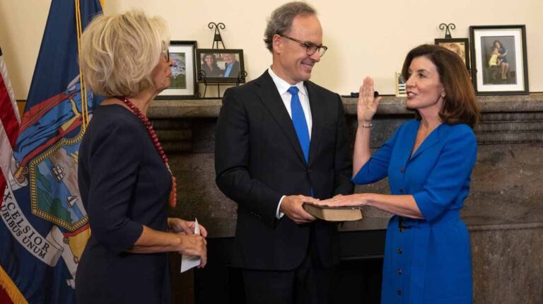 Nueva York con primera mujer gobernadora