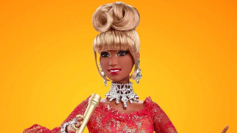Celia Cruz reencarna como muñeca Barbie