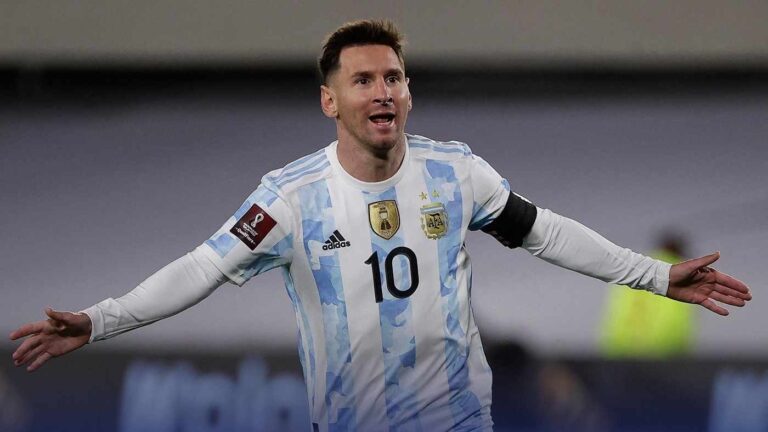 Con Hat-Trick ante Bolivia, Messi supera marca de Pelé