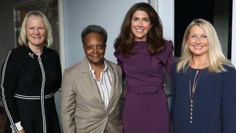 First Women’s Bank: primer banco fundado y operado por mujeres en EE. UU.