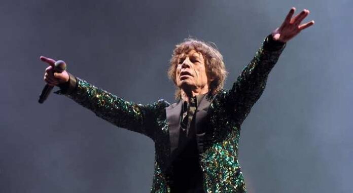 Mick Jagger visita Plaza Midwood antes de concierto