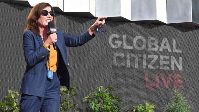 Nueva York ayudará a indocumentados con $27 millones