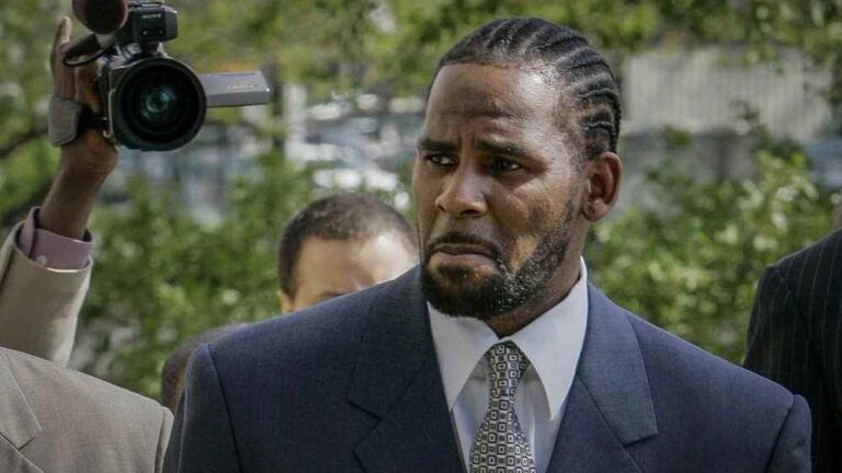 R Kelly declarado culpable de crimen organizado y tráfico sexual