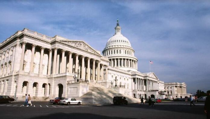 ¡Alerta en Washington! Manifestantes vuelven al Capitolio