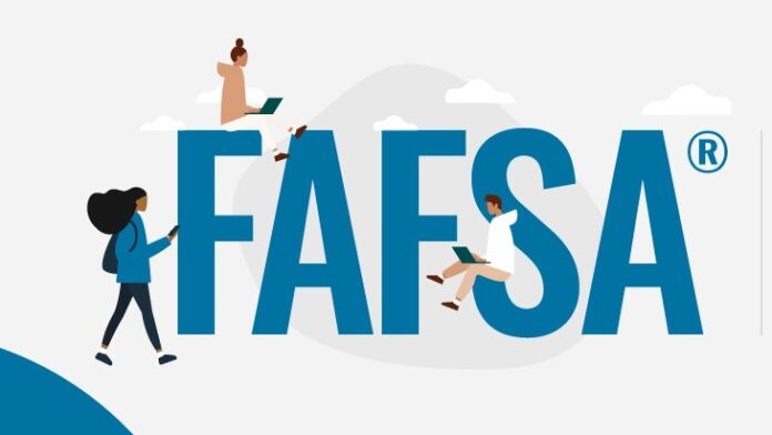 ¡La FAFSA abre hoy! entérese hasta cuándo puede presentarla