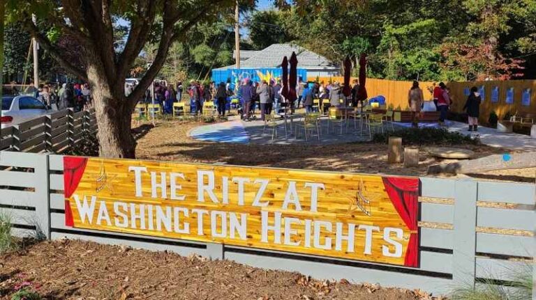 Charlotte inaugura un nuevo espacio comunitario
