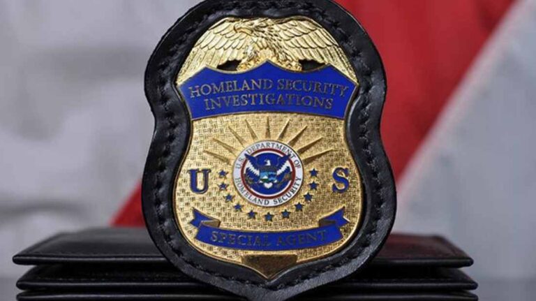 Denuncian que alguacil de San Diego ha colaborado en 200 detenciones del ICE