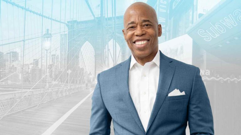 Eric Adams elegido alcalde de una compleja New York