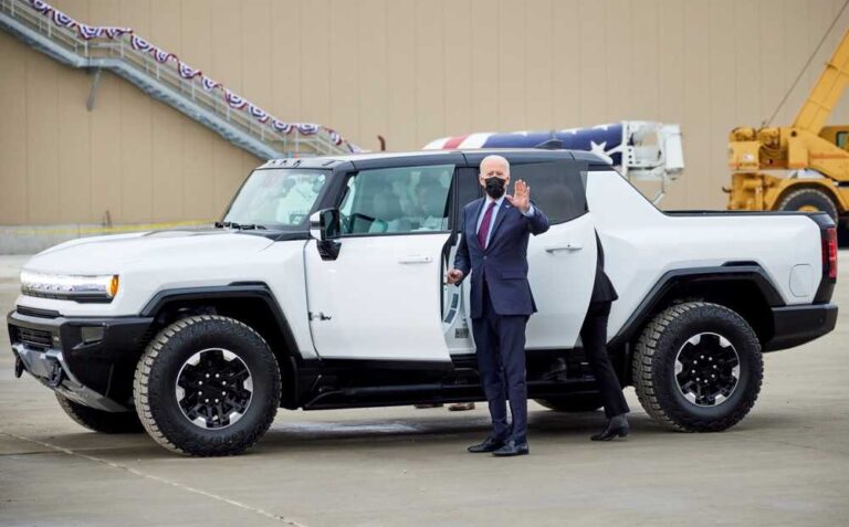 GM adquiere el 25% de un fabricante de motores marinos eléctricos