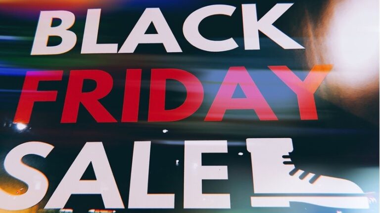 Tiendas físicas con gran asistencia por Black Friday