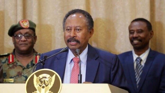 Tras pacto con militares restituyen en Sudán al primer ministro