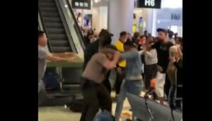 Captura de Captura de video de pelea en Aeropuerto de Miami