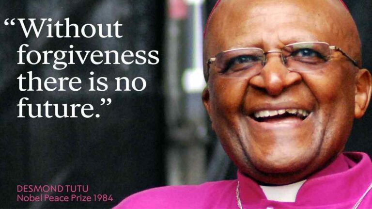 Falleció premio Nobel de la Paz, Desmond Tutu