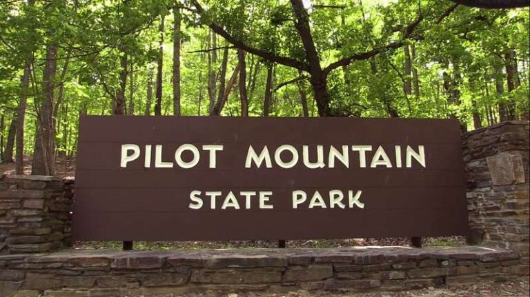 Reabre Pilot Mountain State Park