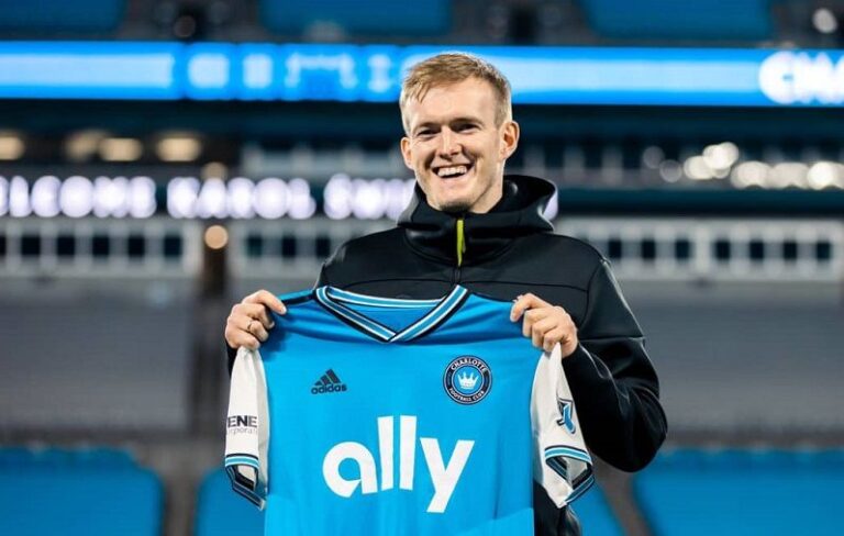 Compañero de Lewandowski en Polonia se une a Charlotte FC
