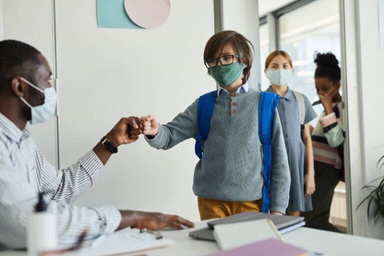 Escuelas de Cabarrus vuelven a exigir mascarillas