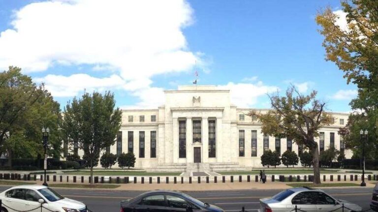 La Fed podría adelantar la subida de tipos de interés