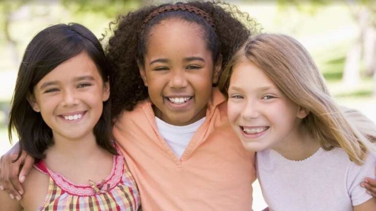 Según estudio niños hispanos son víctimas de racismo