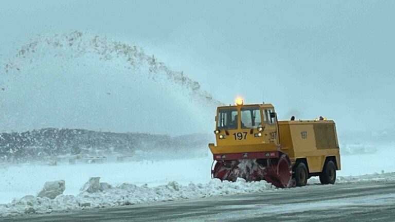 Tormenta de nieve paraliza a Washington