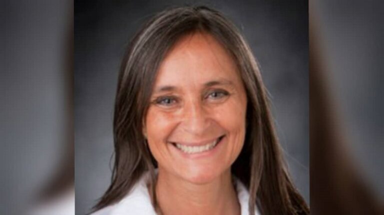 Una latina es la médica familiar del año en NC