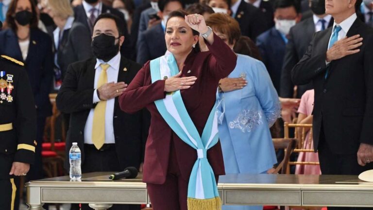 Xiomara Castro toma las riendas de un complicado Honduras