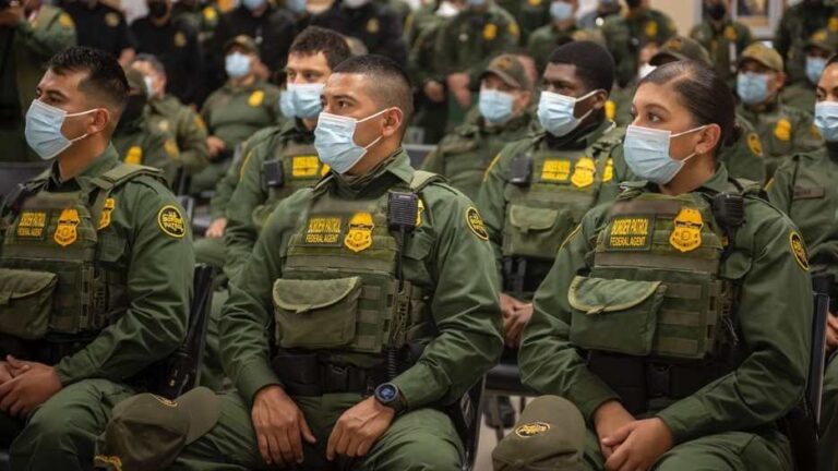 Border Patrol encaran al secretario de seguridad nacional