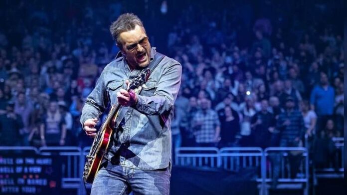 Eric Church y The Gather Again Tour en Charlotte  