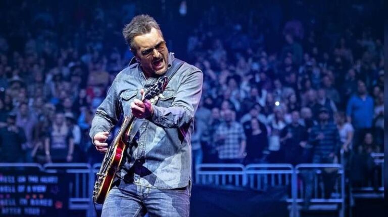 Eric Church y The Gather Again Tour en Charlotte   