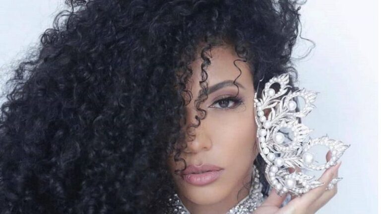 Misses de las Carolinas lamentan muerte de Cheslie Kryst