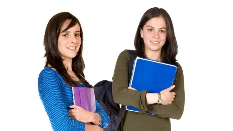 Becas de postsecundaria para latinos